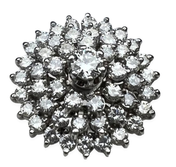 Sortija oro blanco con rosetón de diamantes