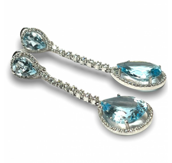 Pendientes de oro blanco con Topacio Azul y Diamantes