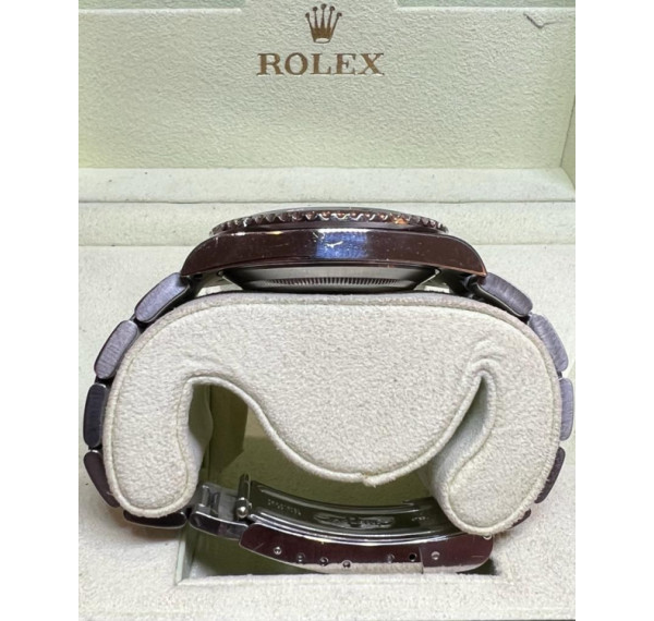 ROLEX SUBMARINER 16610