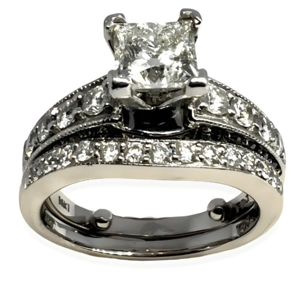 Conjunto de solitario y alianza de oro blanco con Diamante princesa 1,00ct