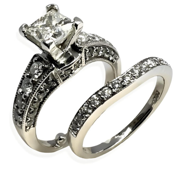 Conjunto de solitario y alianza de oro blanco con Diamante princesa 1,00ct