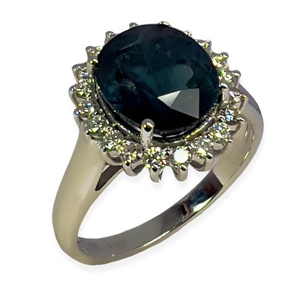 Sortija de oro blanco con Zafiro y Diamantes