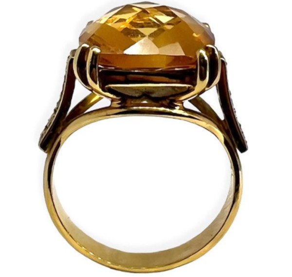 Sortija de oro amarillo con Citrino y Diamantes