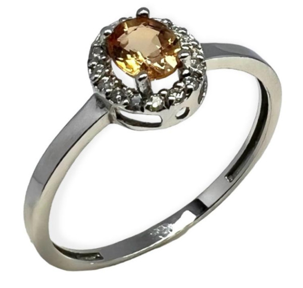 Sortija de oro blanco con Zafiro rojo y diamantes