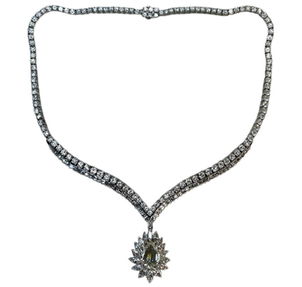 Gargantilla de oro blanco con Diamantes 25cts aprox.