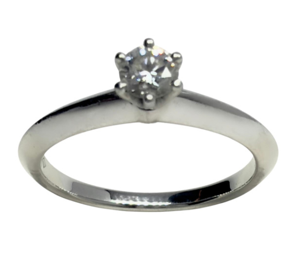 Solitario de platino y diamante 0,21cts