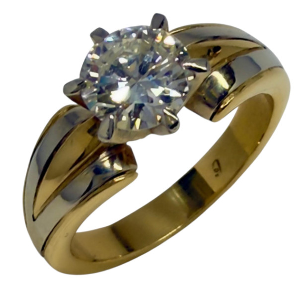 Solitario de oro blanco y oro amarillo con diamante 1,17cts